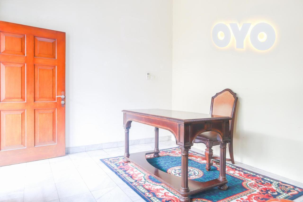 OYO2196 Ss家园酒店 雅加达 外观 照片