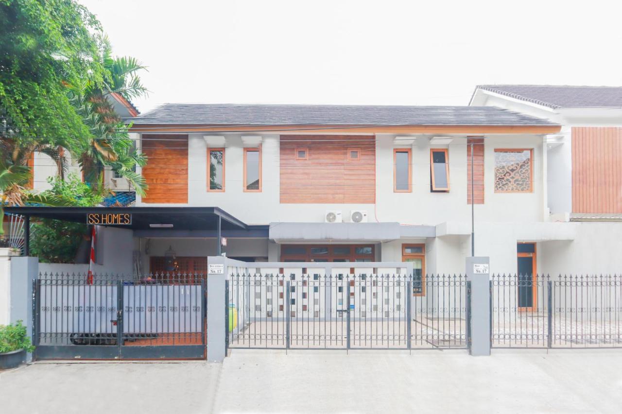 OYO2196 Ss家园酒店 雅加达 外观 照片